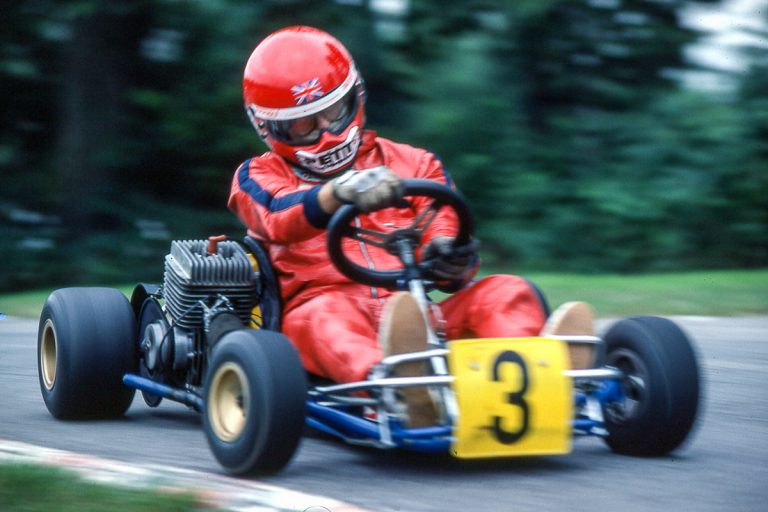 1982 karts at Quyon